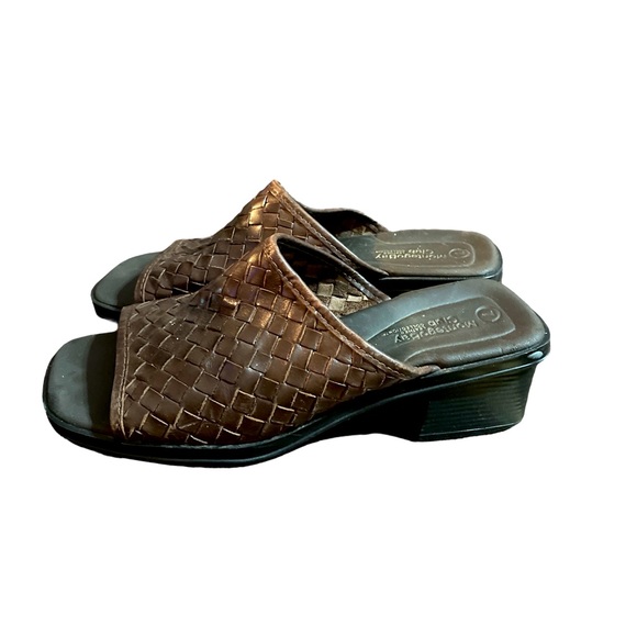Montego Bay Club Leather Upper Woven Sandals - Picture 3 of 6